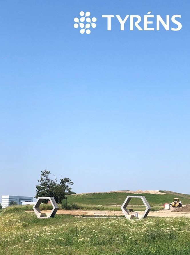 Image of hexagonal seating in The Knowledge Park
