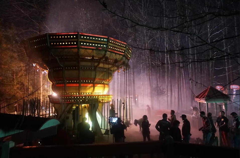 Bridging fantasy and reality in the TV series Constantine via visualization