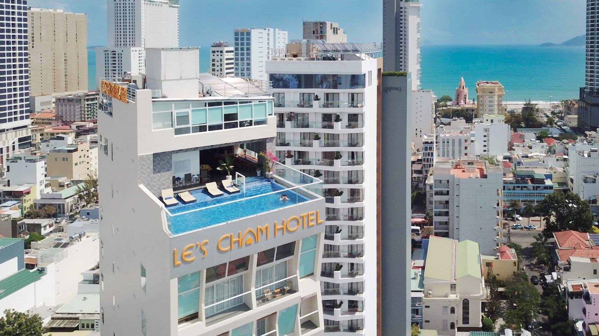 Project: Le's Cham Hotel